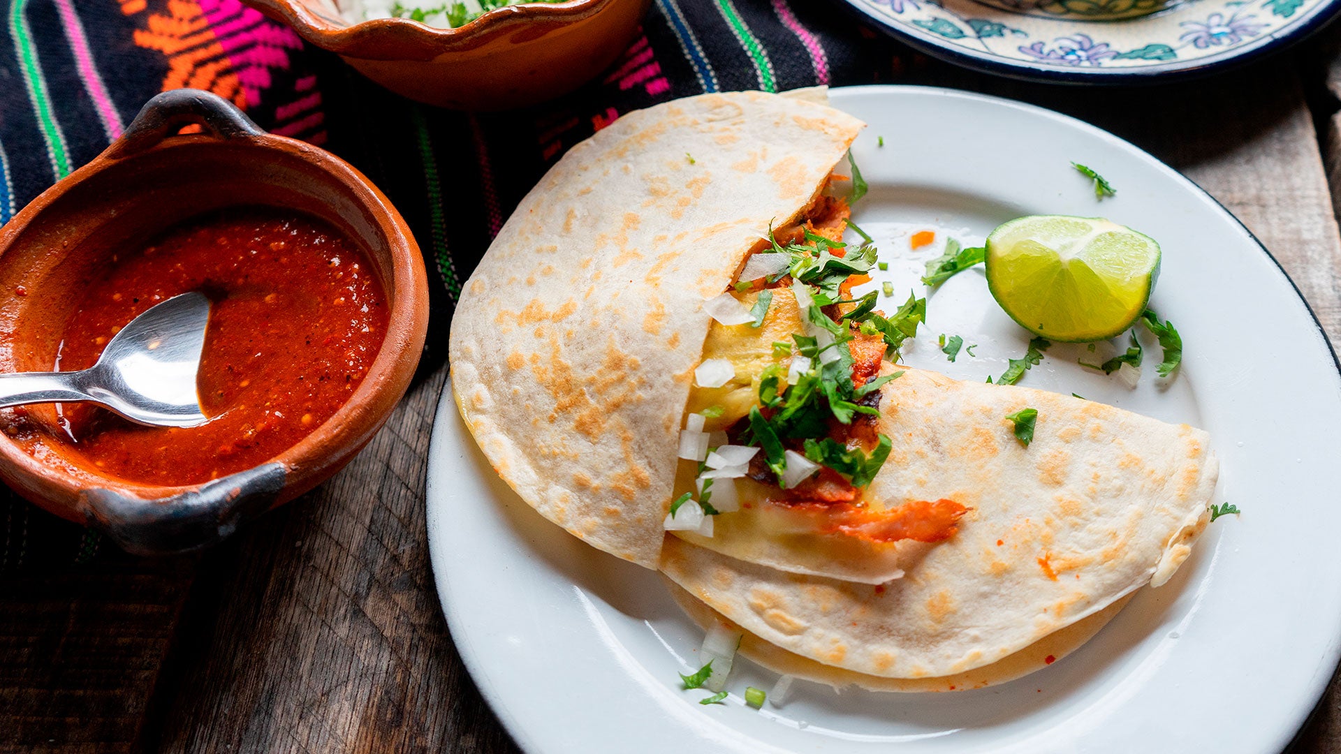 GRINGA DE PESCADO AL PASTOR (SAZONADOR LA AURORA)